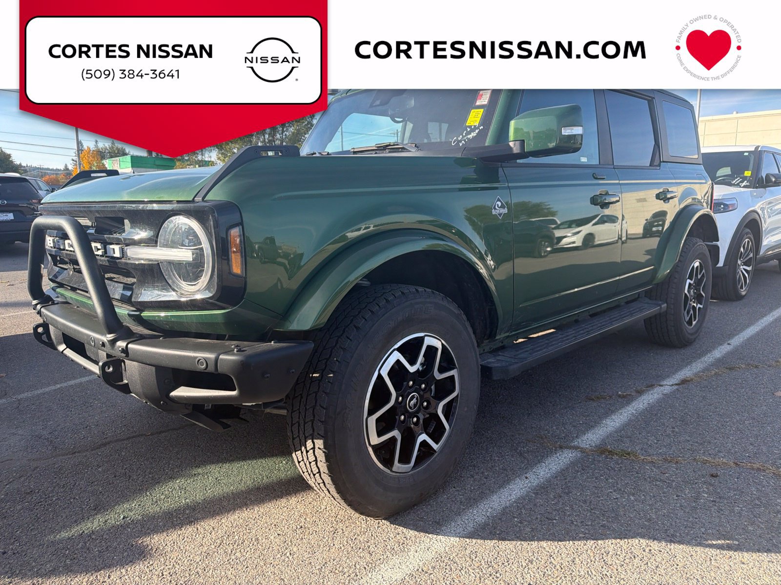 Used 2022 Ford Bronco Outer Banks AWD/4WD image 1