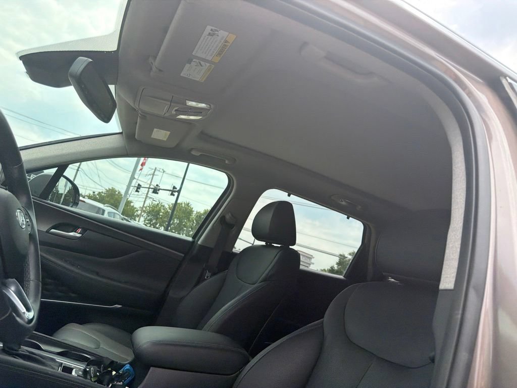 Used 2019 Hyundai Santa Fe FWD image 17