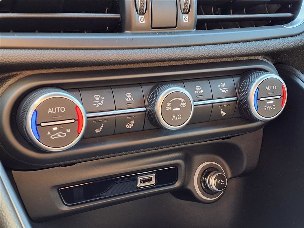 New 2025 Alfa Romeo Giulia image 15