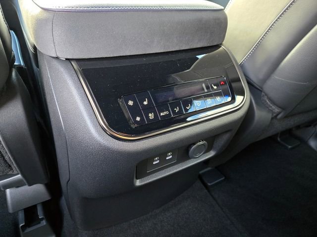 New 2026 INFINITI QX80 4WD w/ Premium Cargo Package image 18