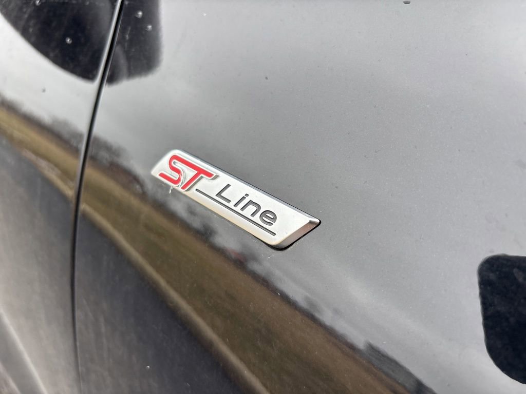 Used 2025 Ford Escape ST-Line image 4