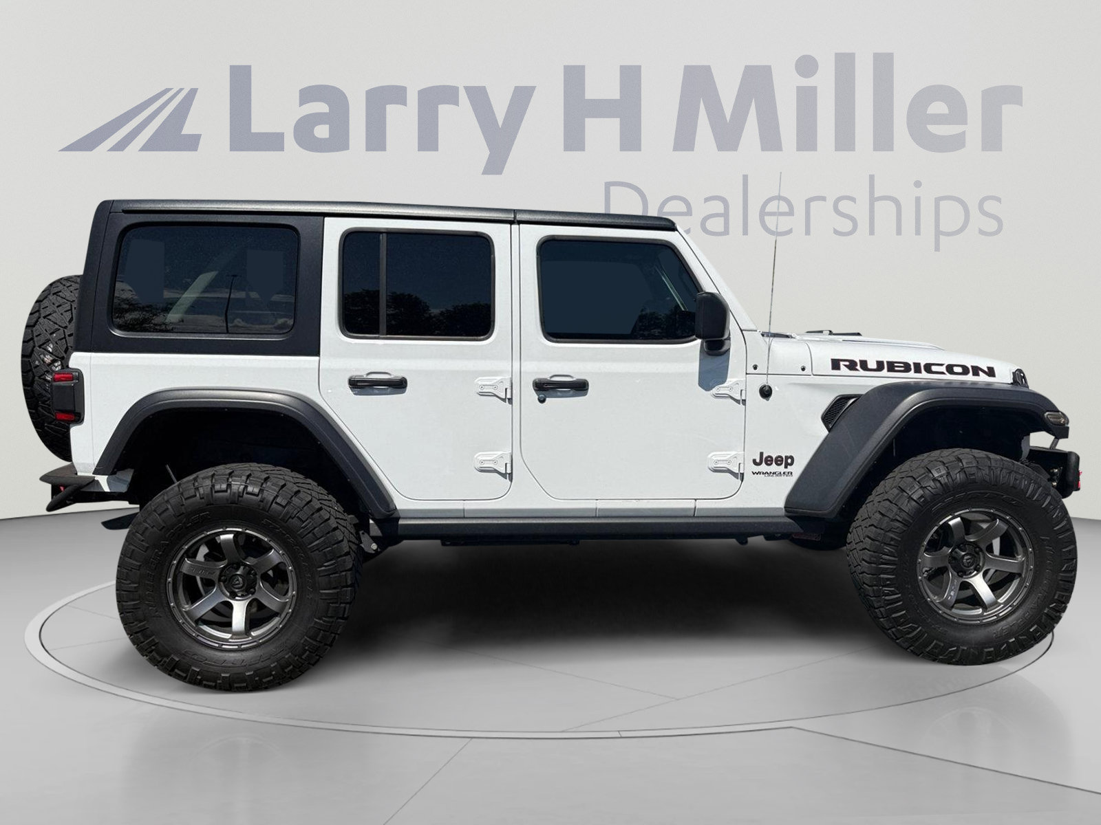 Used 2021 Jeep Wrangler Unlimited Rubicon w/ Cold Weather Group AWD/4WD image 6
