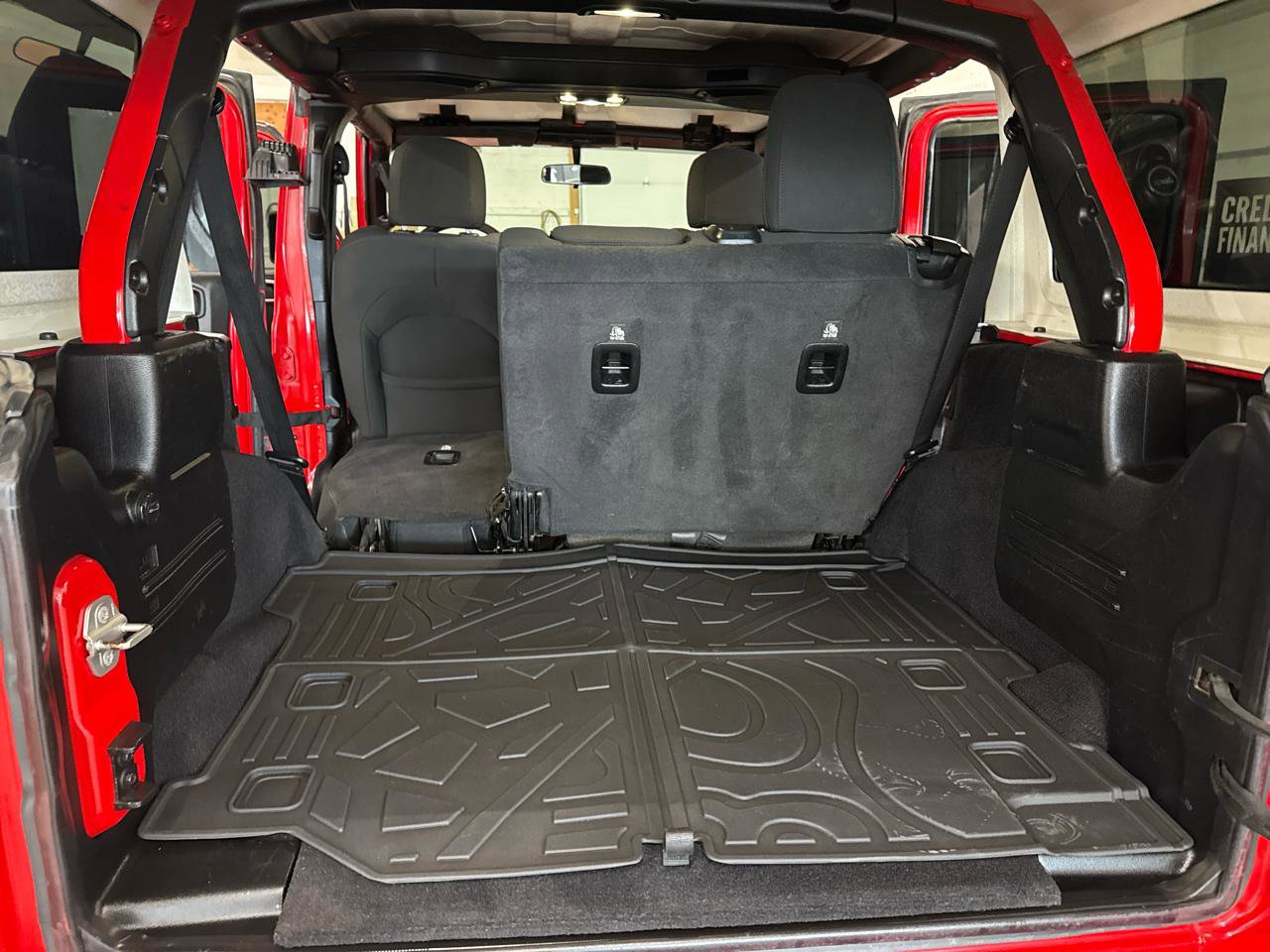 Used 2021 Jeep Wrangler Unlimited Sport image 36