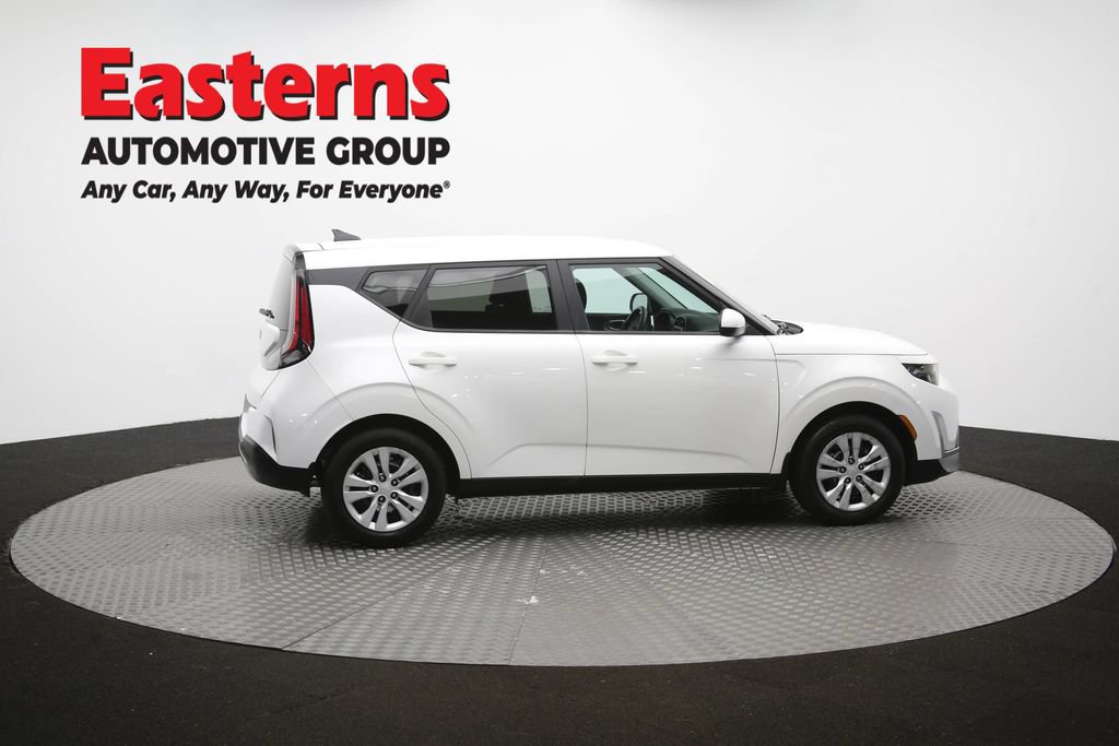 Used 2023 Kia Soul LX FWD image 42