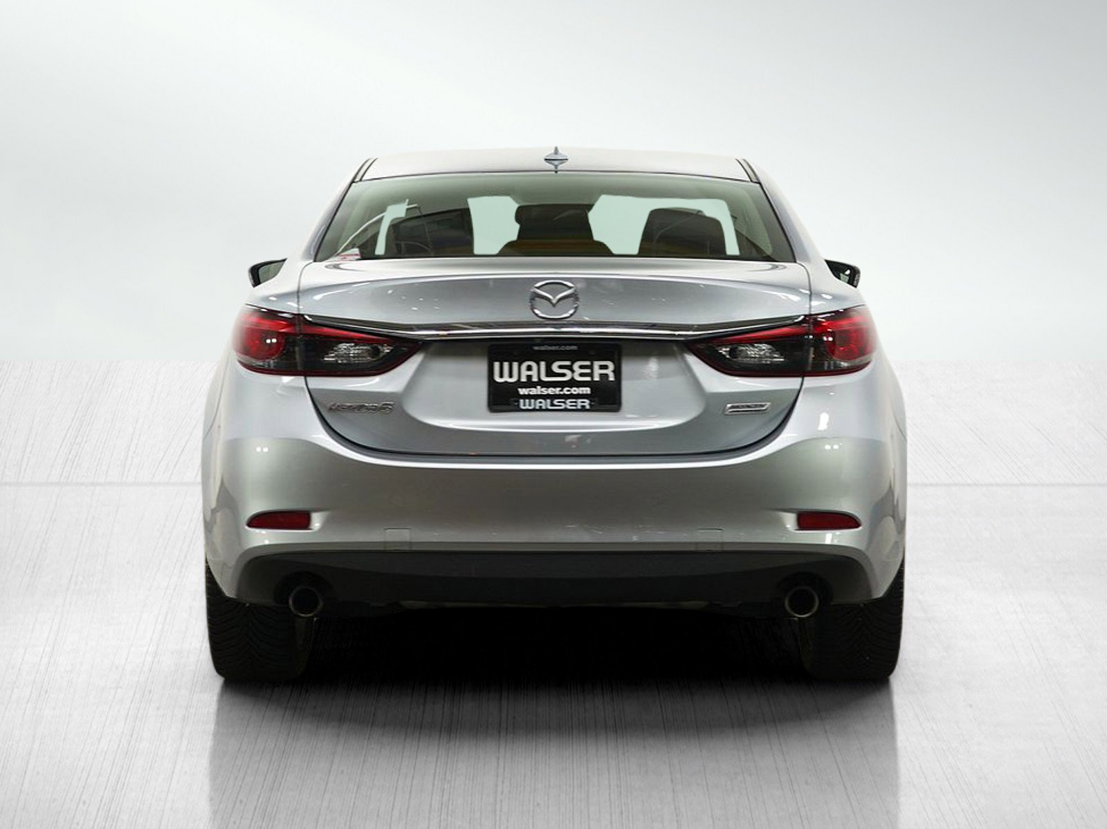 Used 2016 MAZDA MAZDA6 Touring w/ Touring Technology Package FWD image 4