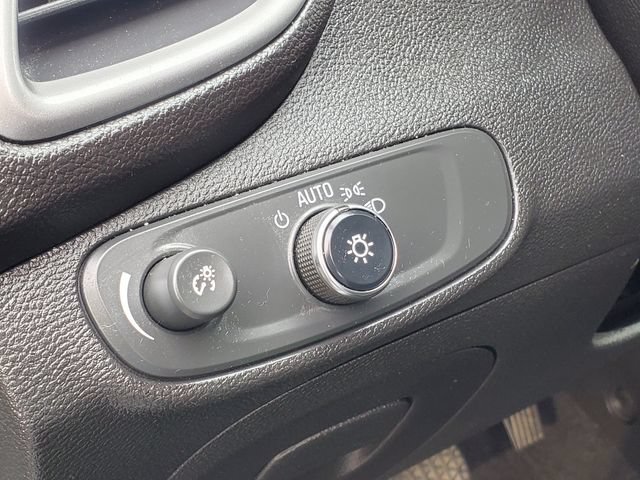 Certified 2019 Chevrolet Trax LS w/ LPO, Protection Package FWD image 8