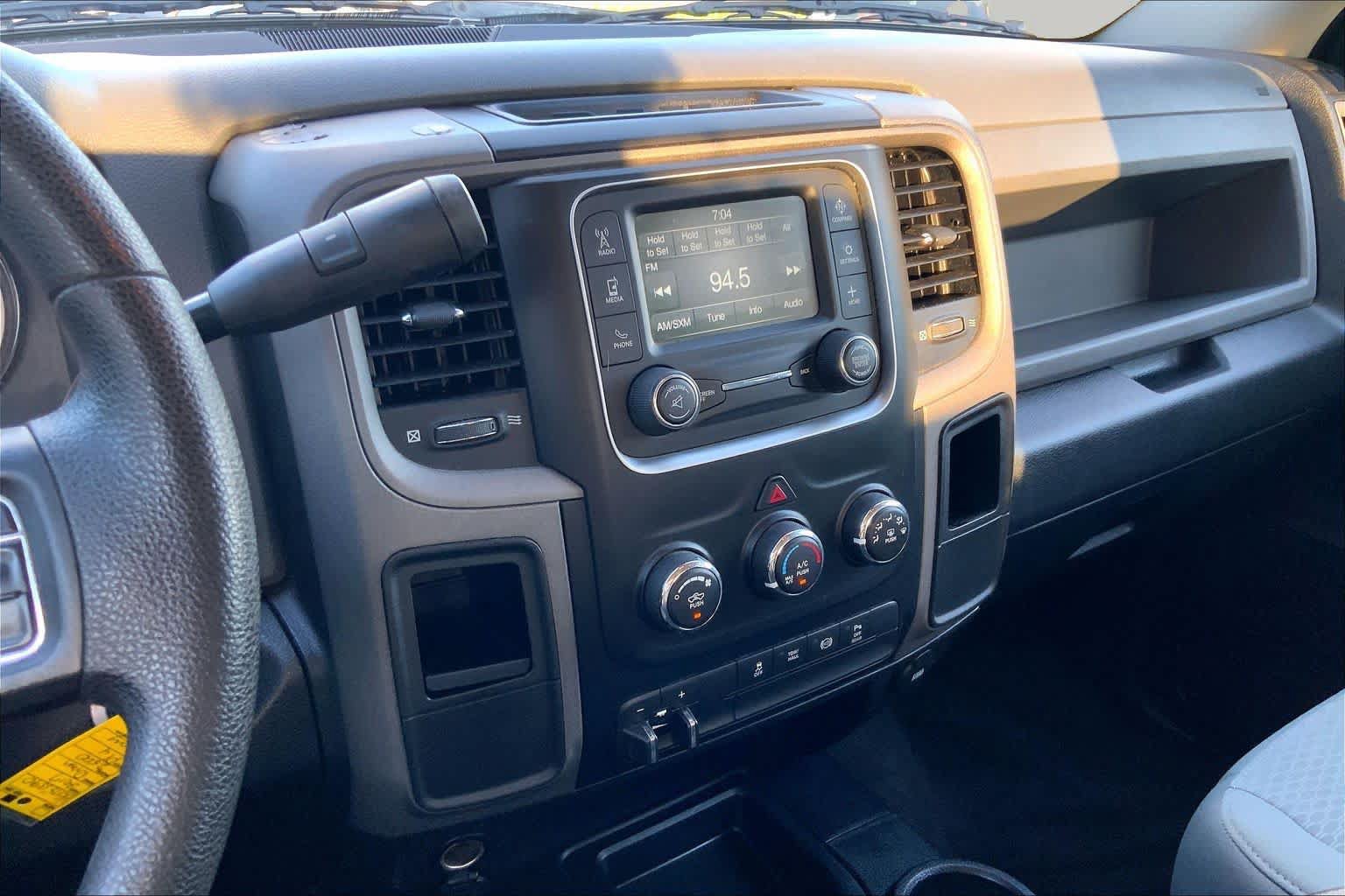 Used 2017 RAM 2500 Tradesman w/ Chrome Appearance Group AWD/4WD image 7