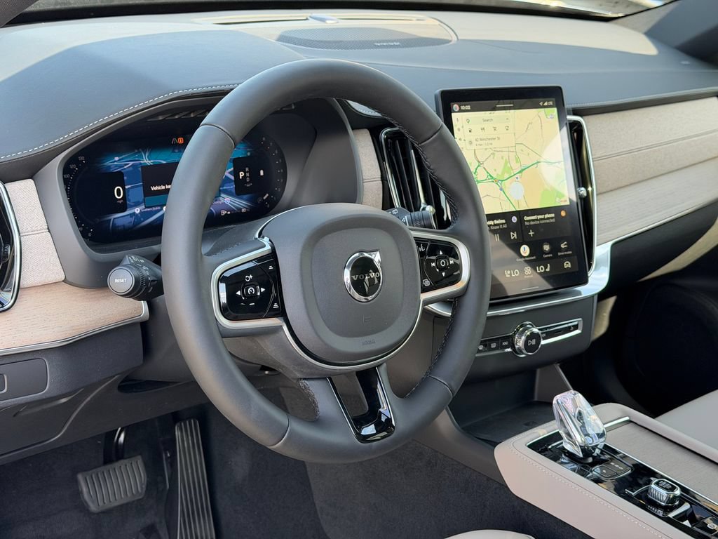 New 2026 Volvo XC90 B6 Plus w/ Protection Package Premier AWD/4WD image 15