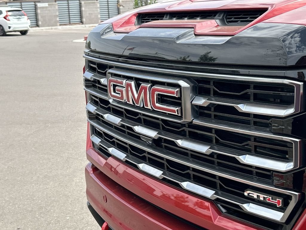 Used 2025 GMC Sierra 2500 AT4 w/ Max Trailering Package AWD/4WD image 30