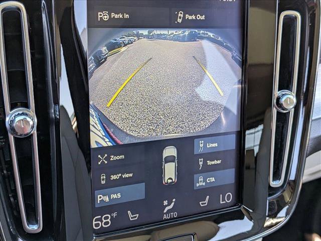 Used 2019 Volvo XC40 T5 Momentum image 13