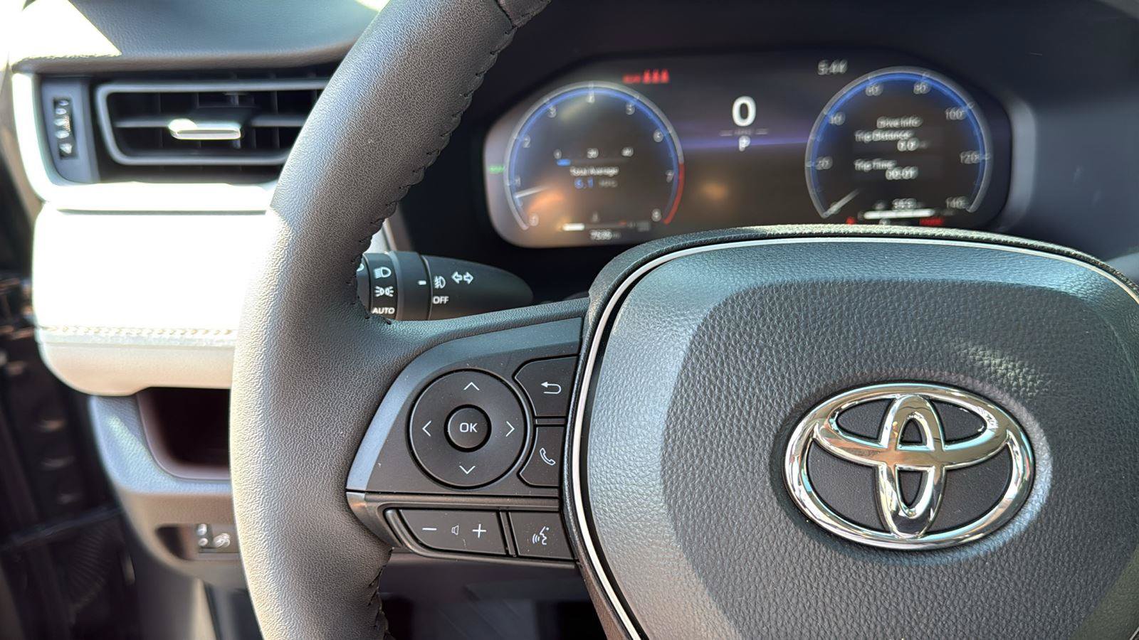 Used 2025 Toyota RAV4 Limited w/ Advanced Technology Package FWD image 18
