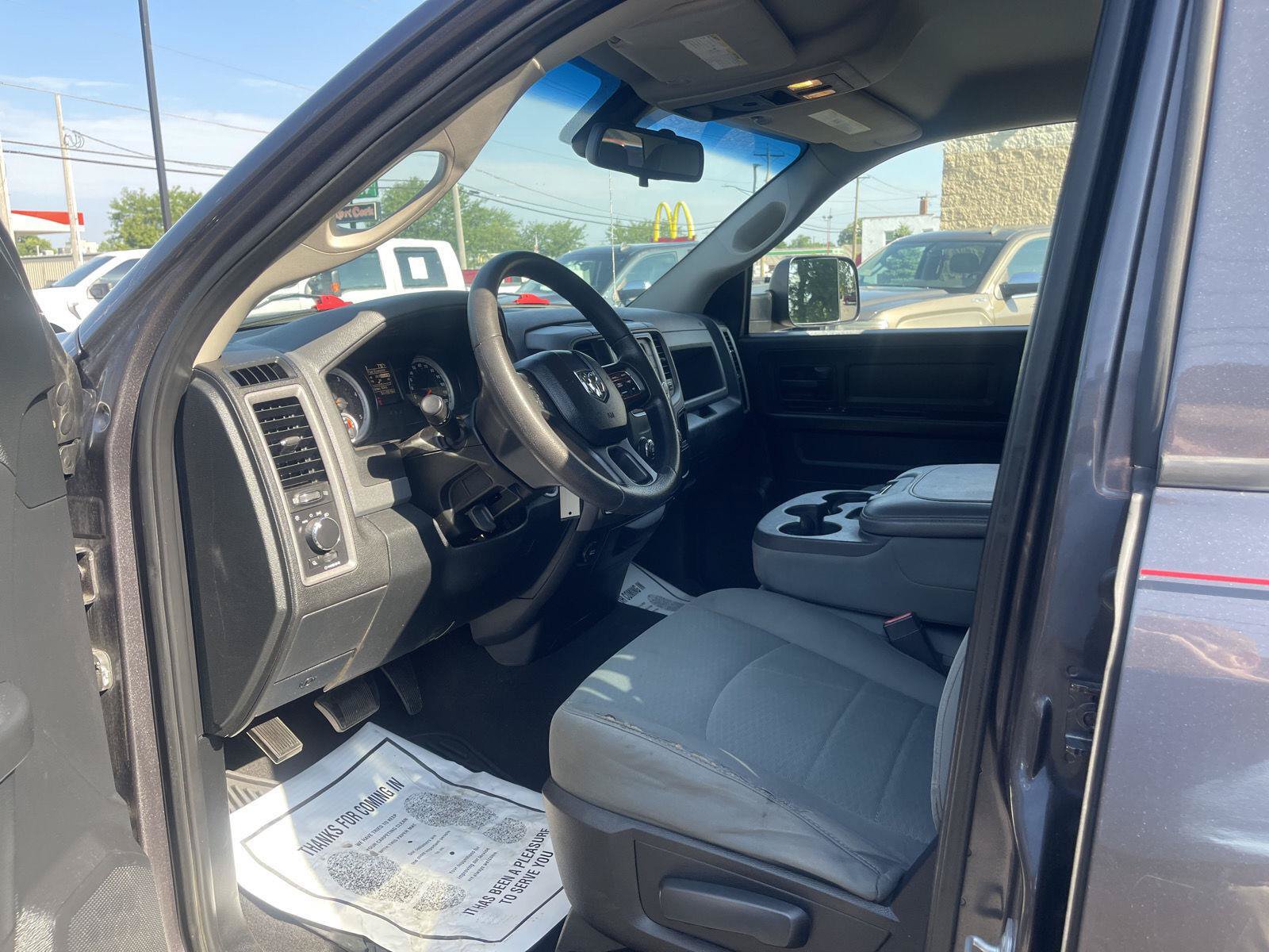 Used 2015 RAM 1500 ST AWD/4WD image 7