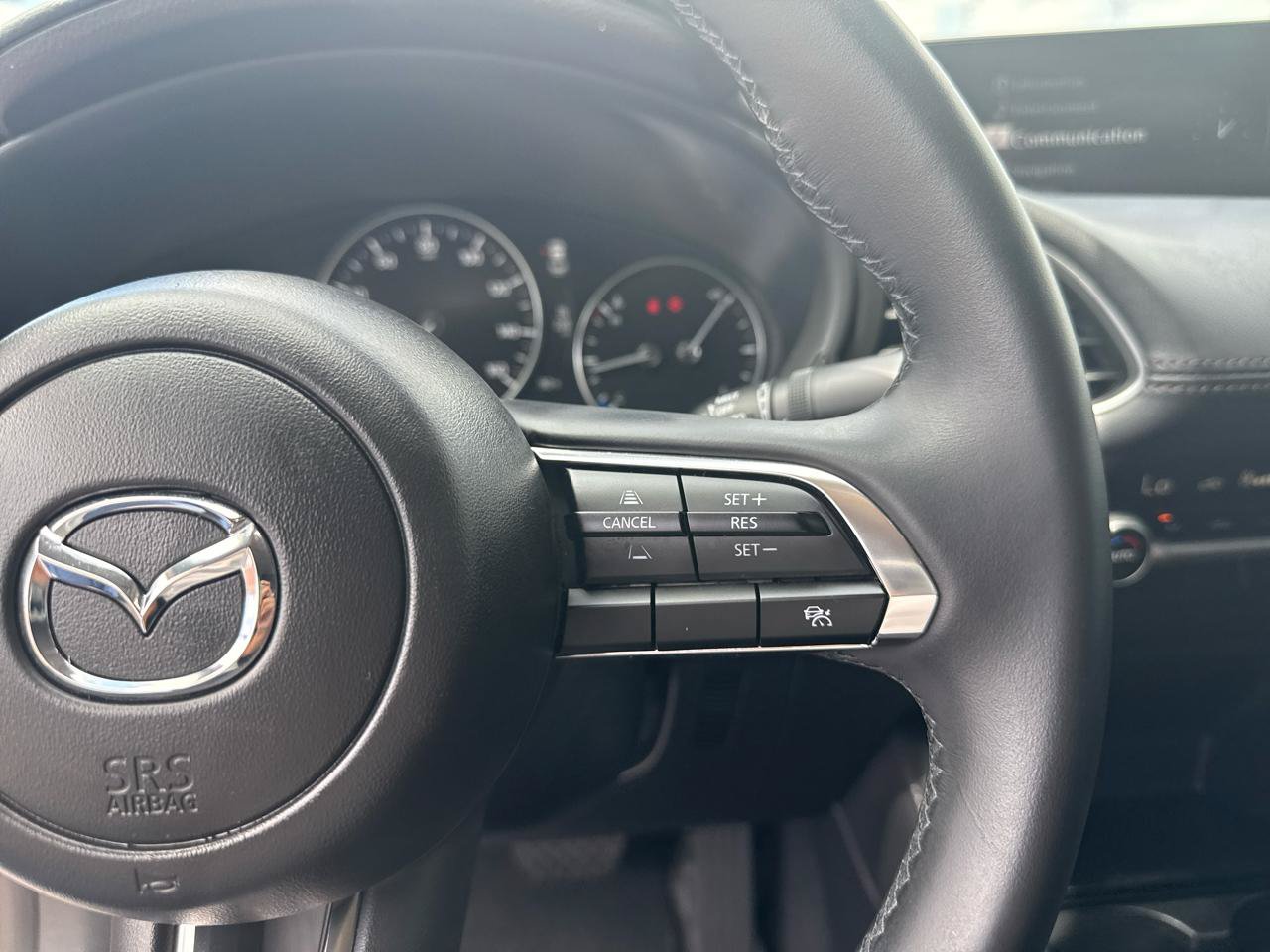 Used 2025 MAZDA MAZDA3 s FWD image 17
