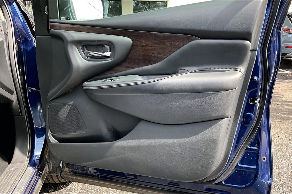 Used 2020 Nissan Murano Platinum AWD/4WD image 28
