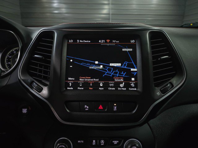 Used 2021 Jeep Cherokee Trailhawk w/ Sun, Sound & Nav Group image 26