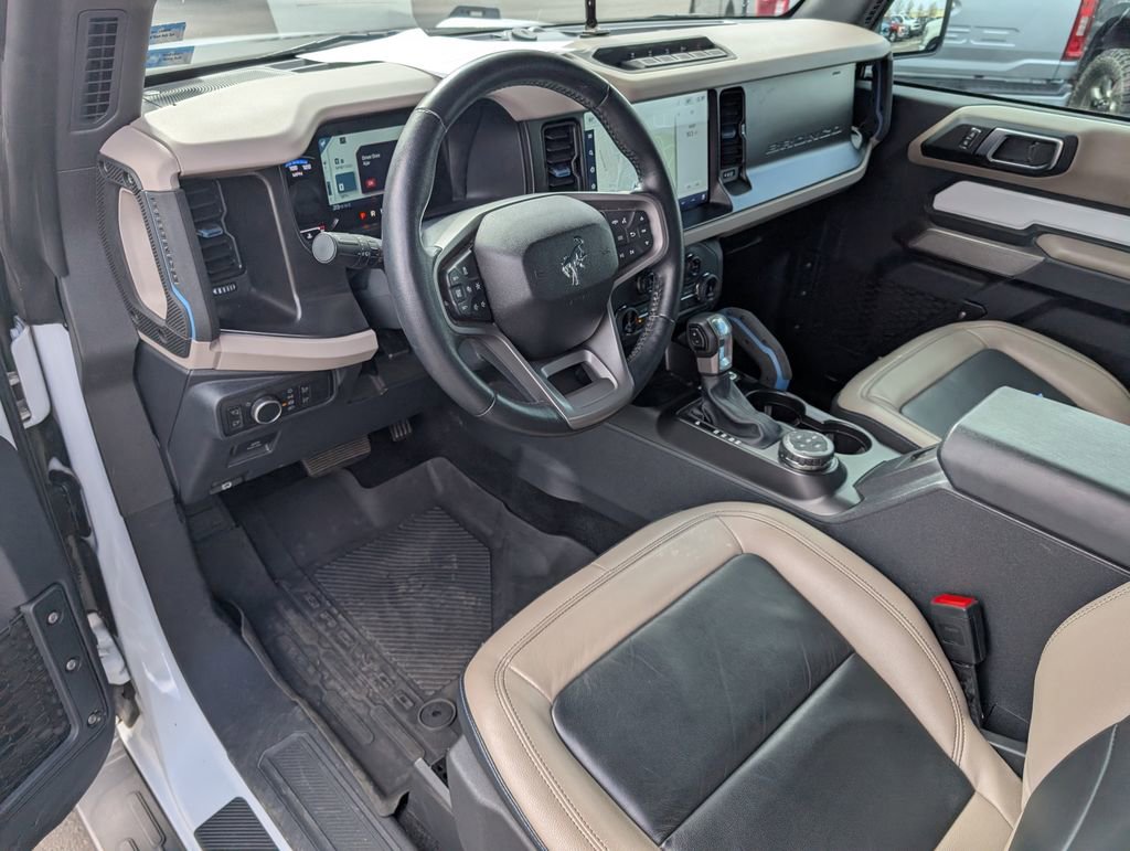 Used 2022 Ford Bronco Wildtrak image 9