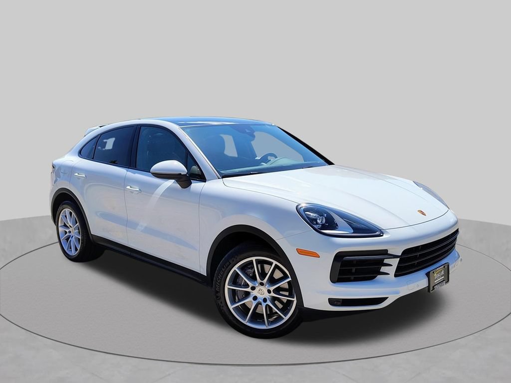 Used 2023 Porsche Cayenne Coupe AWD/4WD image 2