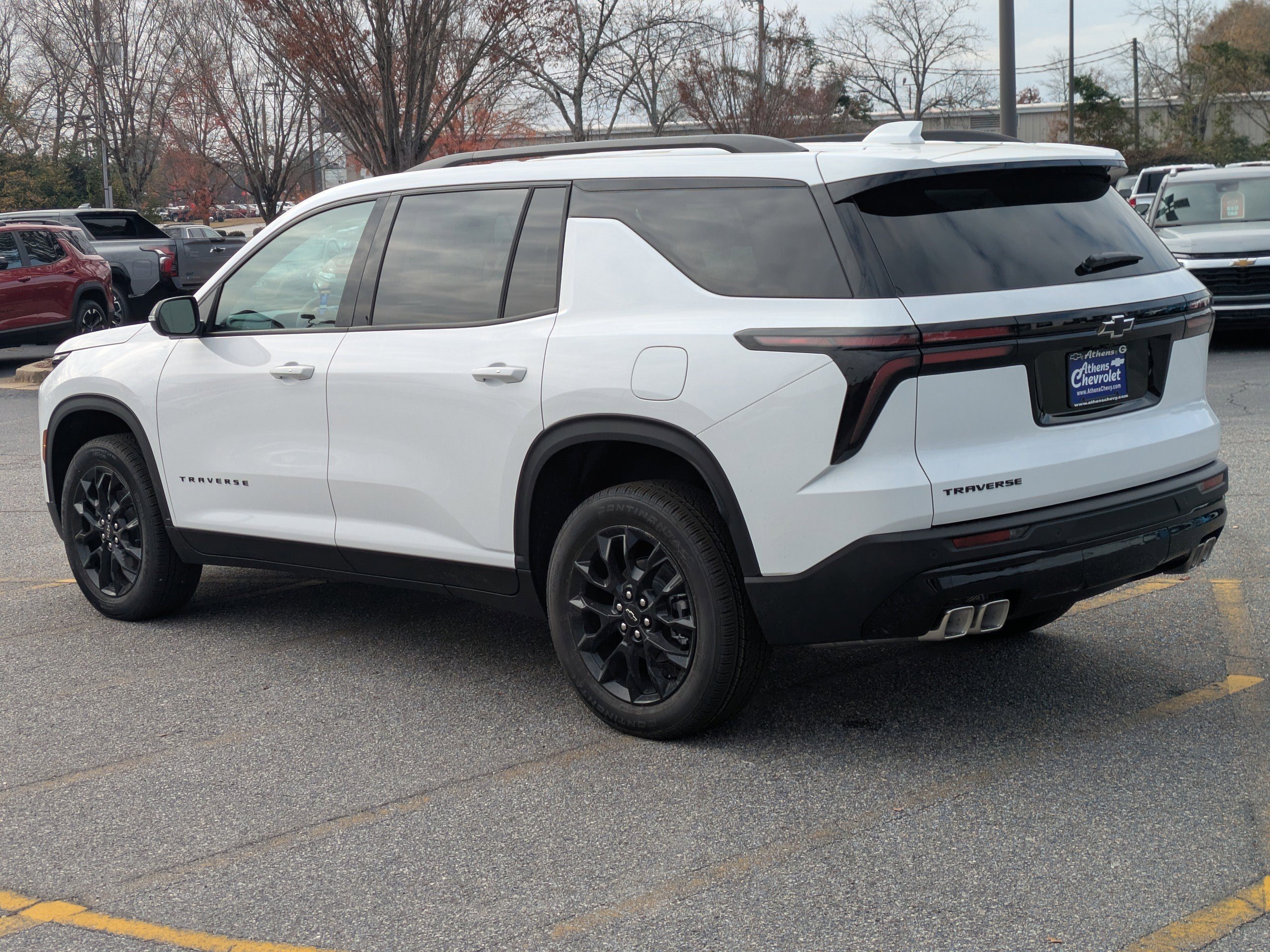 New 2026 Chevrolet Traverse LT w/ Midnight/Sport Edition image 6