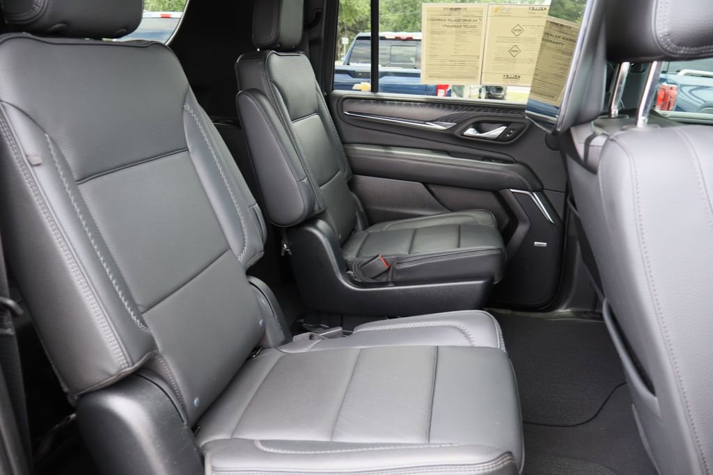 Used 2023 GMC Yukon XL Denali RWD image 35
