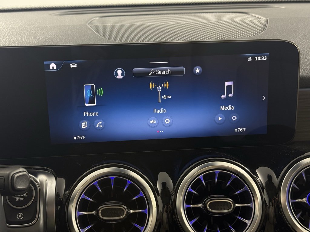 Used 2025 Mercedes-Benz GLB 250 4MATIC image 16