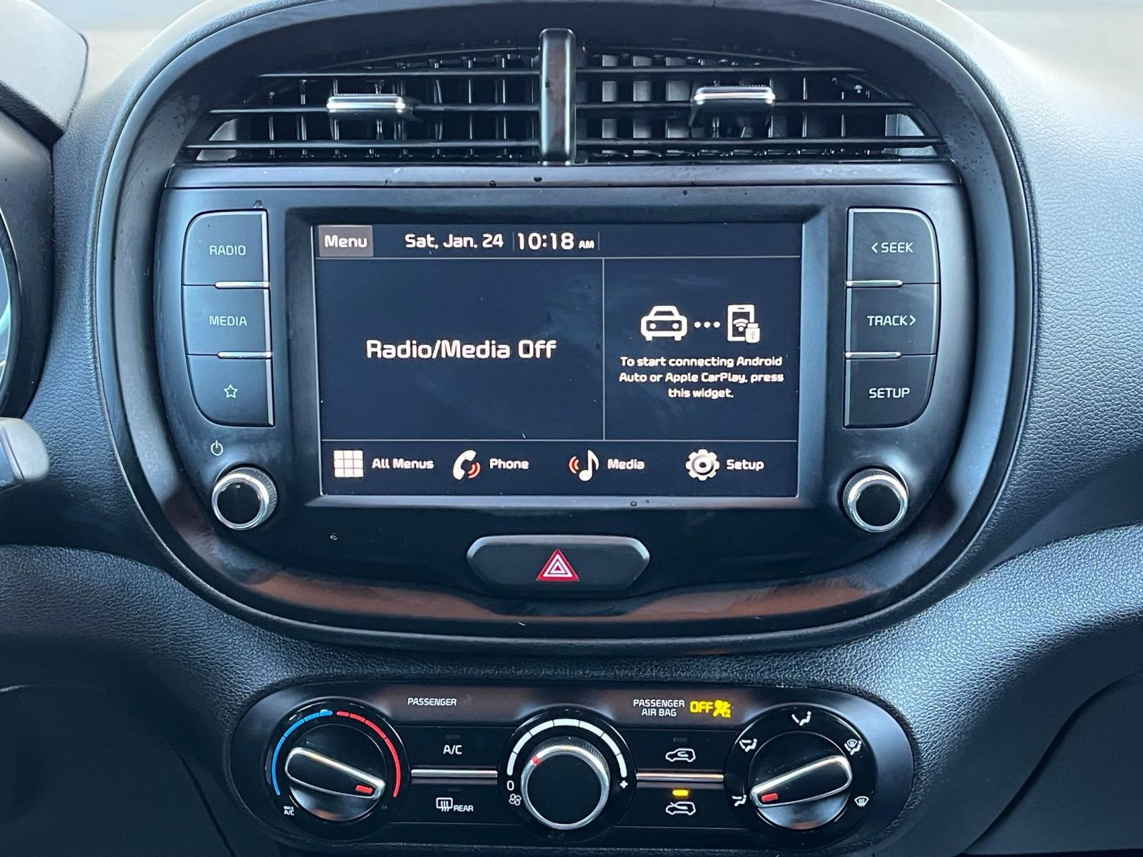 Used 2025 Kia Soul LX w/ LX Technology Package image 17