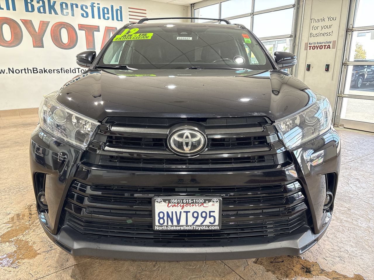 Certified 2019 Toyota Highlander SE FWD image 5