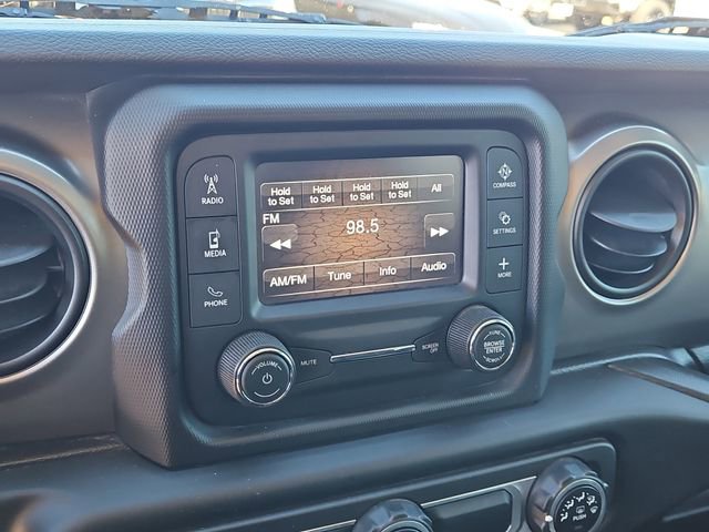 Used 2021 Jeep Wrangler Sport image 17