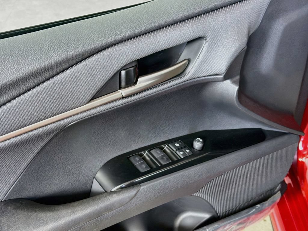 New 2026 Toyota Camry Hybrid AWD/4WD image 17