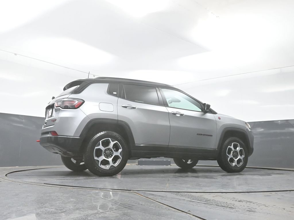 Used 2022 Jeep Compass Trailhawk w/ Trailhawk Elite Group image 50
