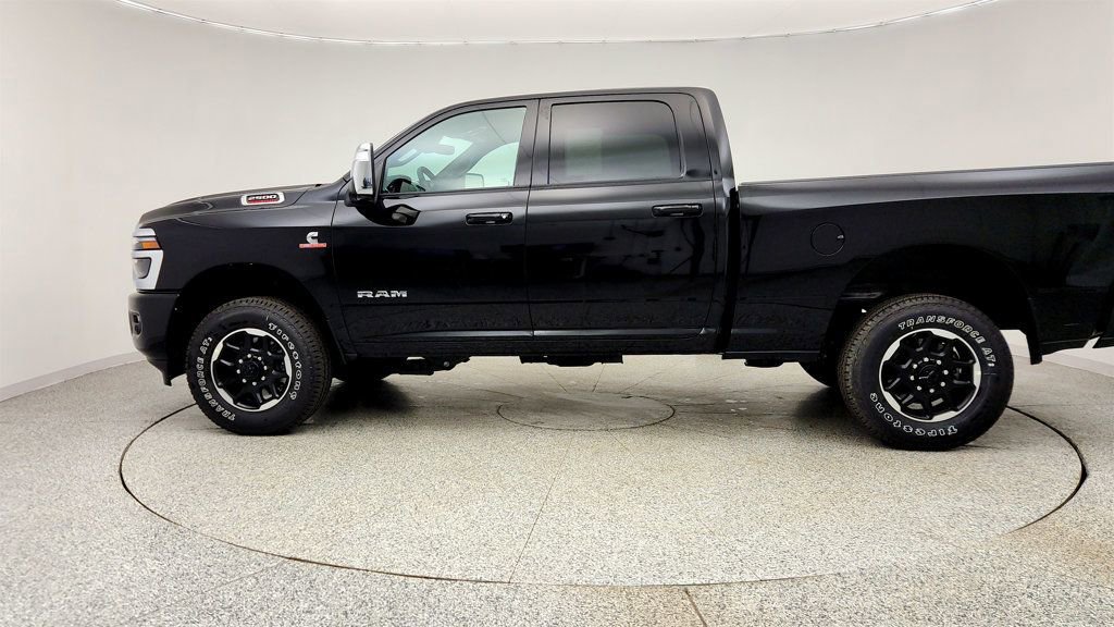 Used 2026 RAM 2500 Laramie AWD/4WD image 8