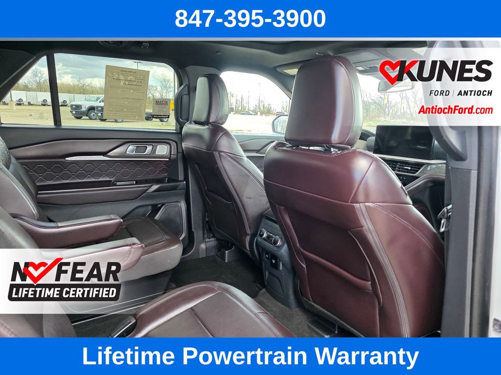 Used 2025 Ford Explorer Platinum w/ LUX Leather Package AWD/4WD image 27