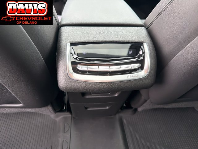 Used 2024 Cadillac XT6 Premium Luxury w/ LPO, Floor Liner Package AWD/4WD image 18