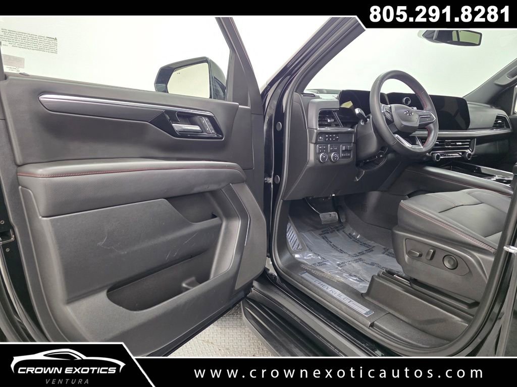 Used 2025 Chevrolet Suburban RST w/ Sun And Tow Package image 22