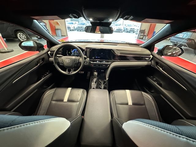 Certified 2025 Toyota Camry SE FWD image 25
