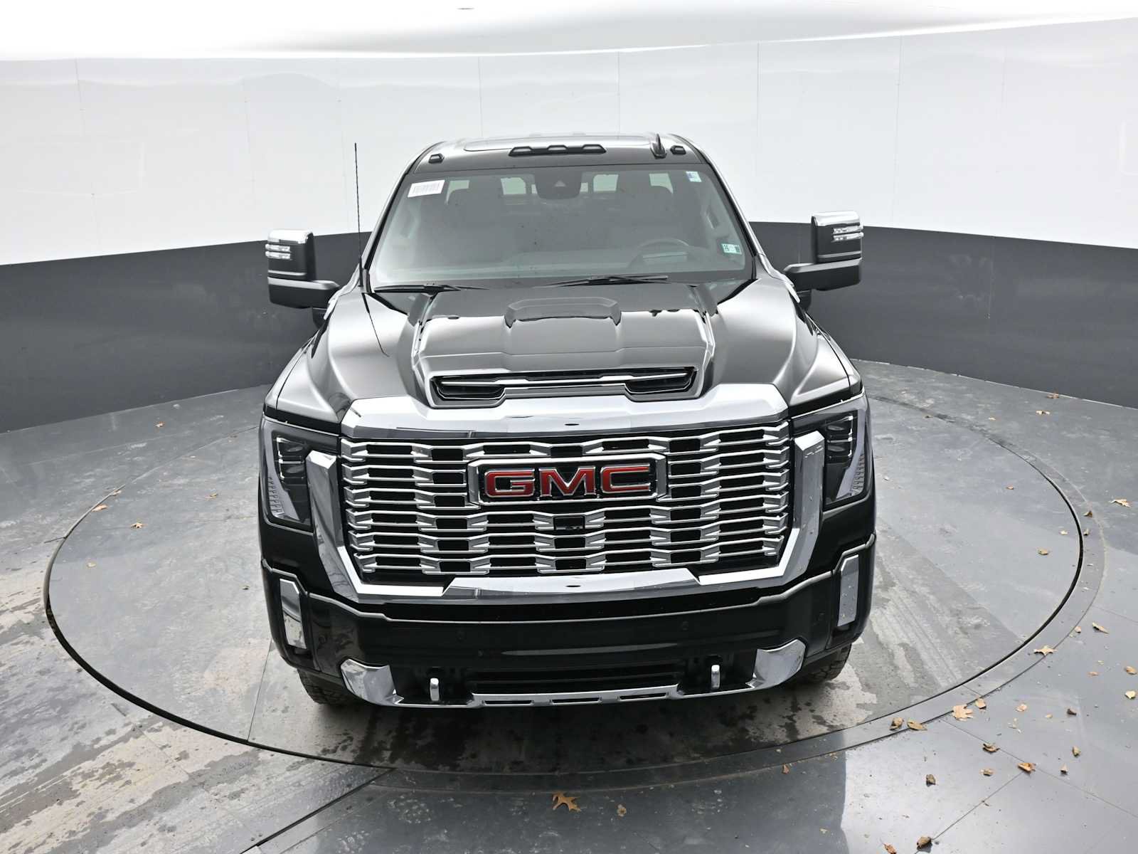 Used 2026 GMC Sierra 2500 Denali w/ Denali Reserve Package AWD/4WD image 32