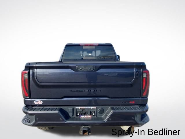 Used 2024 GMC Sierra 2500 AT4 w/ AT4 Preferred Package image 4