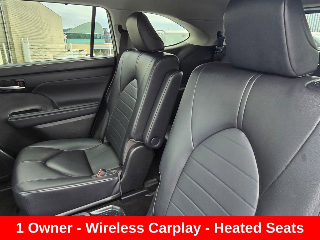 Used 2023 Toyota Highlander XLE FWD image 18
