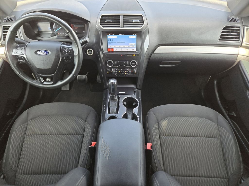 Used 2019 Ford Explorer XLT w/ Equipment Group 201A FWD image 26