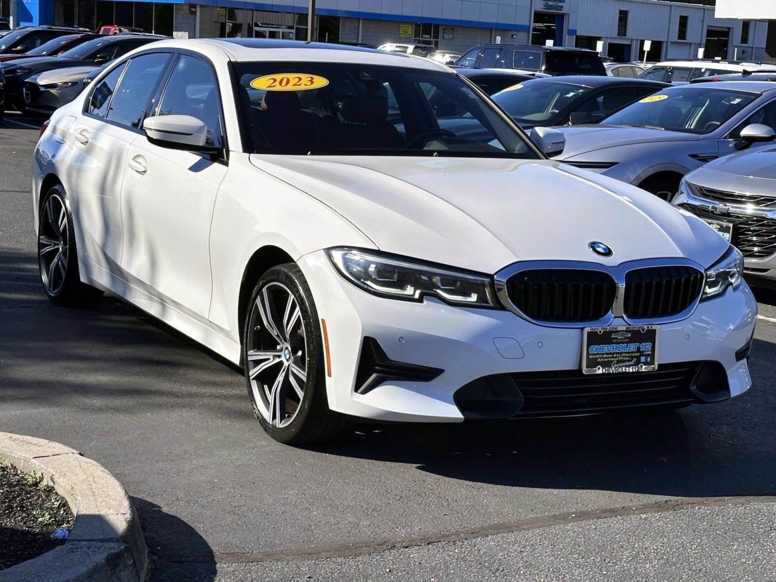 Used 2022 BMW 330i xDrive Sedan w/ Driving Assistance Package AWD/4WD image 5
