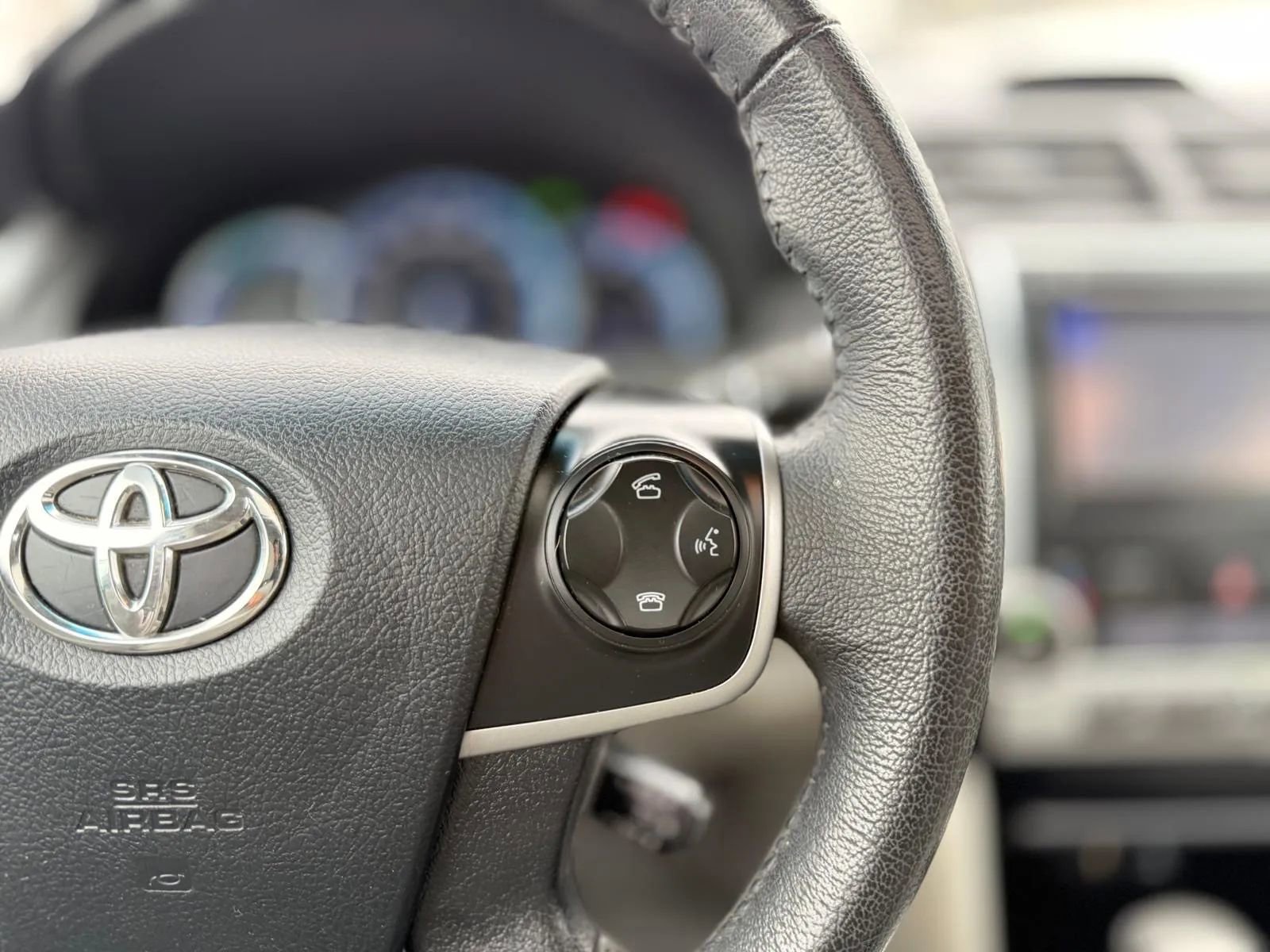 Used 2012 Toyota Camry XLE w/ Leather Pkg image 25