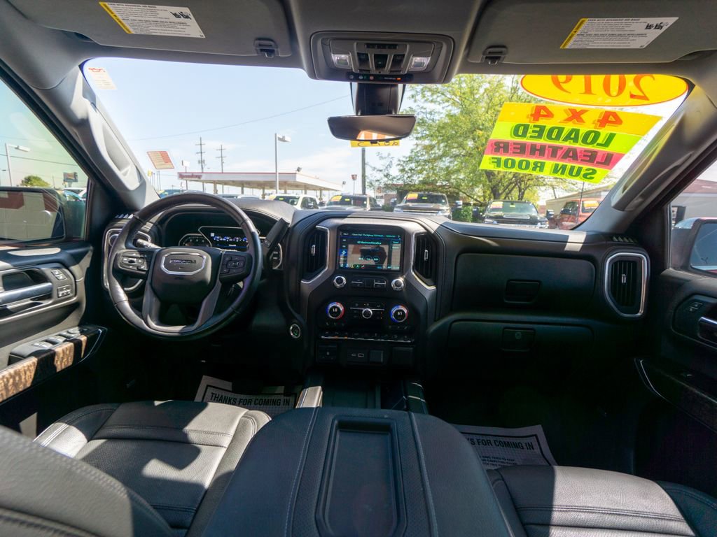 Used 2019 GMC Sierra 1500 Denali w/ Denali Ultimate Package image 2
