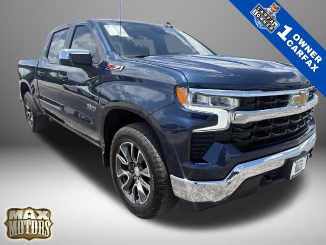 Used 2022 Chevrolet Silverado 1500 LT AWD/4WD image 1