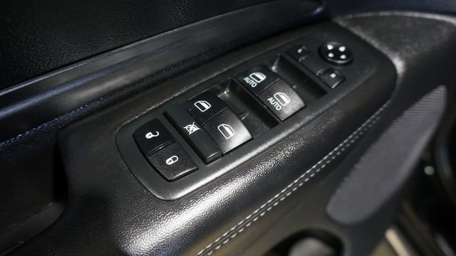 Used 2021 Dodge Durango SXT image 30