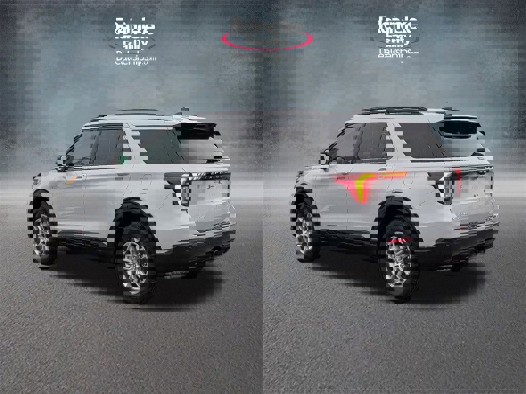 New 2026 Ford Explorer Active image 8