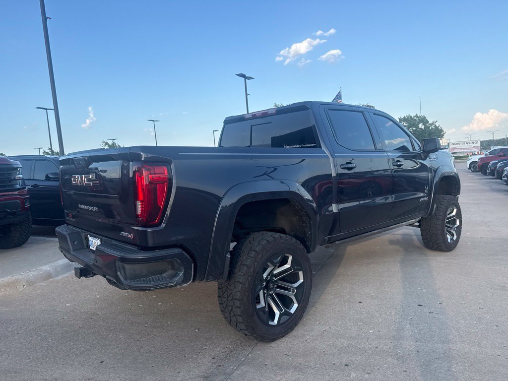 Used 2023 GMC Sierra 1500 AT4 w/ AT4 Premium Package AWD/4WD image 3