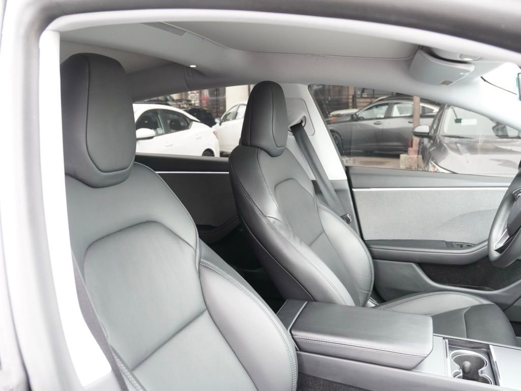 Used 2025 Tesla Model 3 Long Range image 14