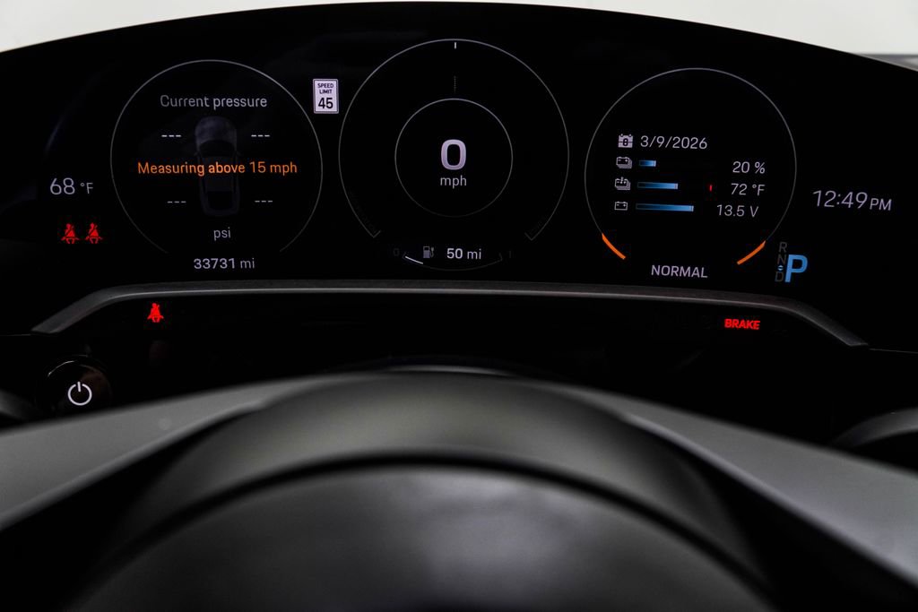 Used 2020 Porsche Taycan 4S image 32