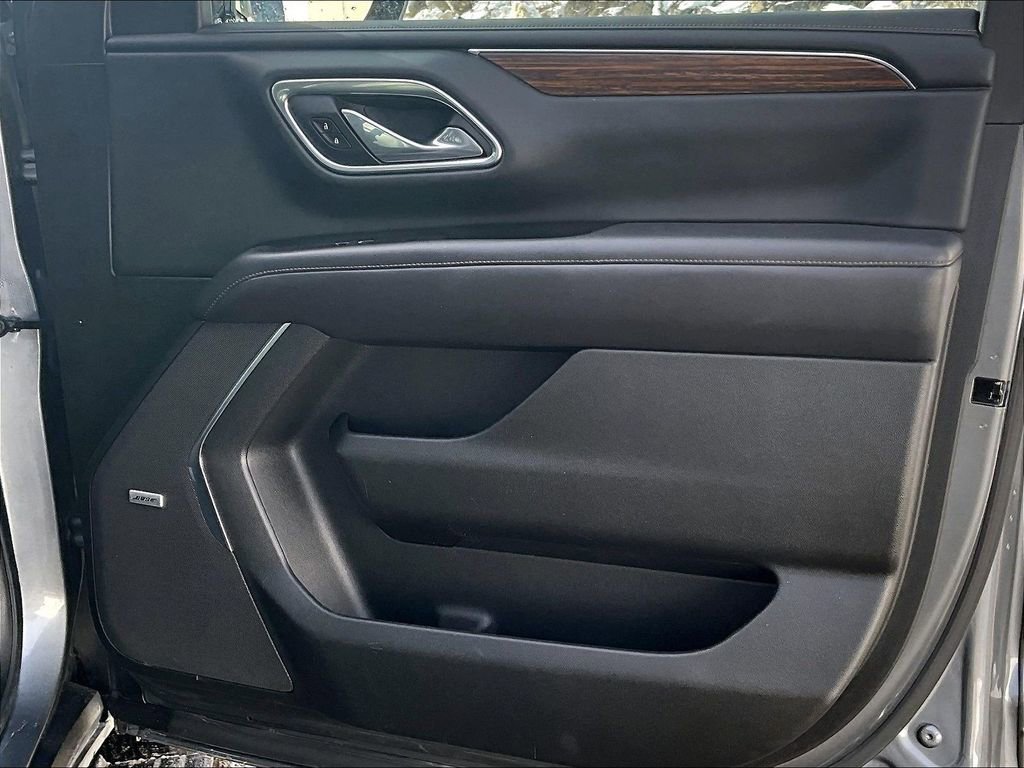 Used 2021 Chevrolet Tahoe High Country w/ Premium Package image 11