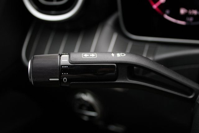 New 2025 Mercedes-Benz C 300 4MATIC Sedan image 18