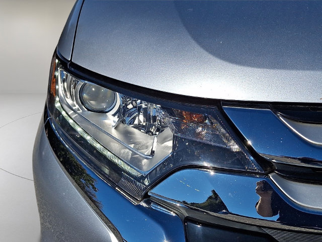 Used 2017 Mitsubishi Outlander SEL AWD/4WD image 9